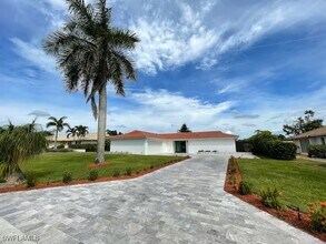 Building Photo - 279 Torrey Pines Point