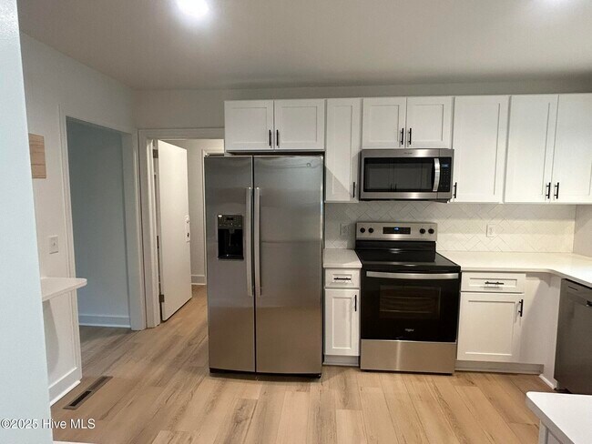 Foto del edificio - 4929 Oleander Dr