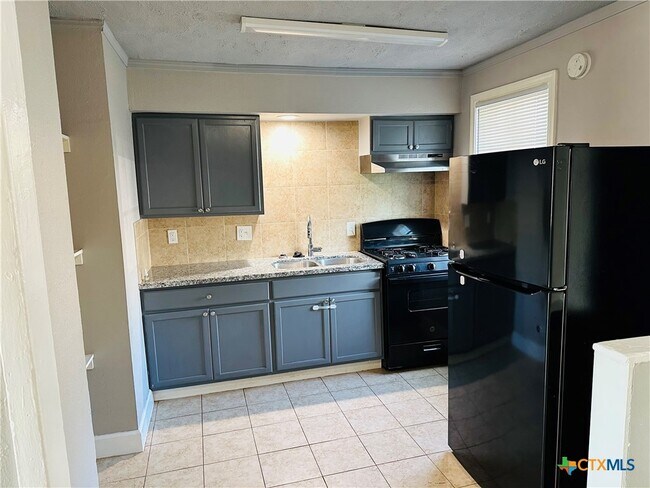 Foto del edificio - 2311 N Louis St