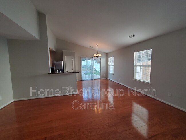 Building Photo - 12035 Stewarts Crossing Dr