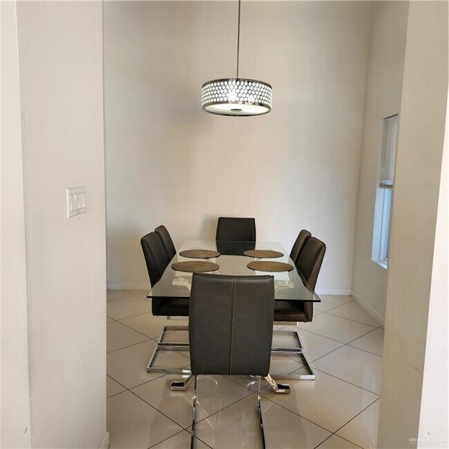 Foto del edificio - 4505 Quince Ave