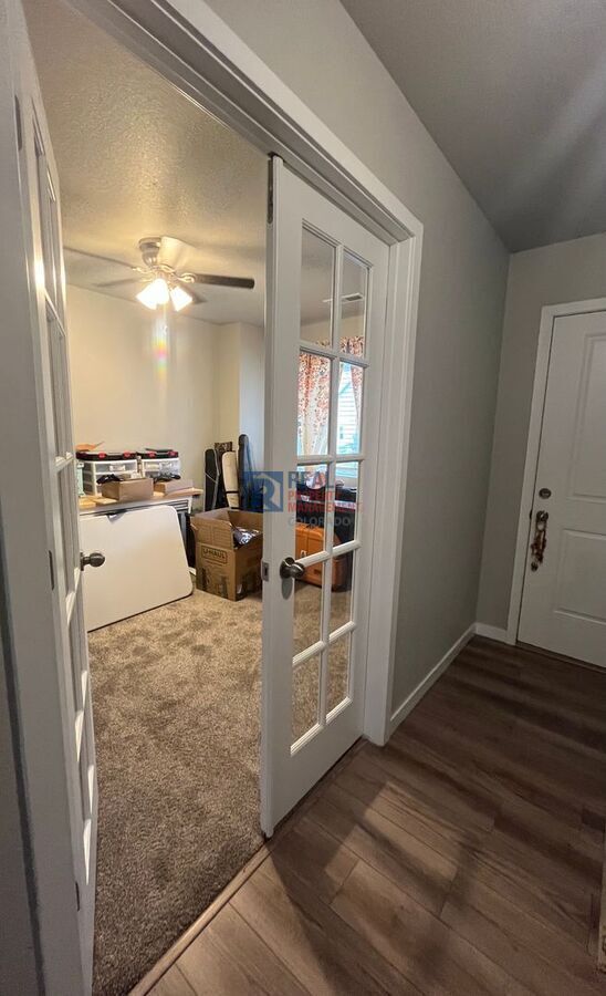 Foto del edificio - 420 Ryan Ave