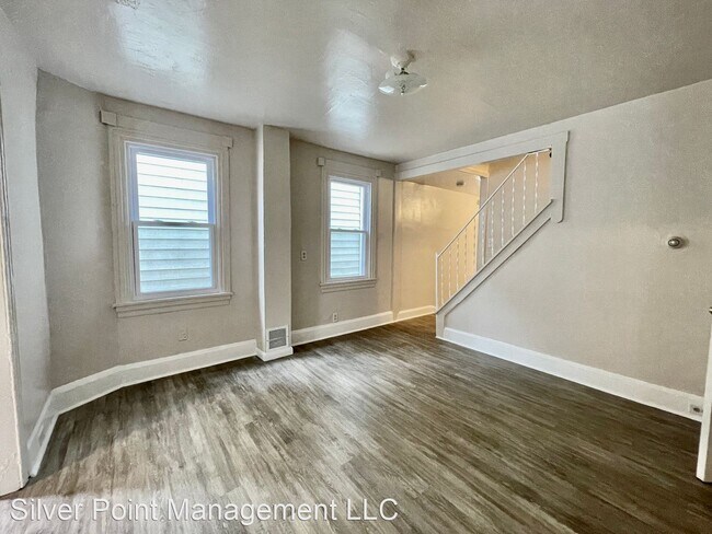 Building Photo - 2 br, 1 bath House - 311 E Broadway