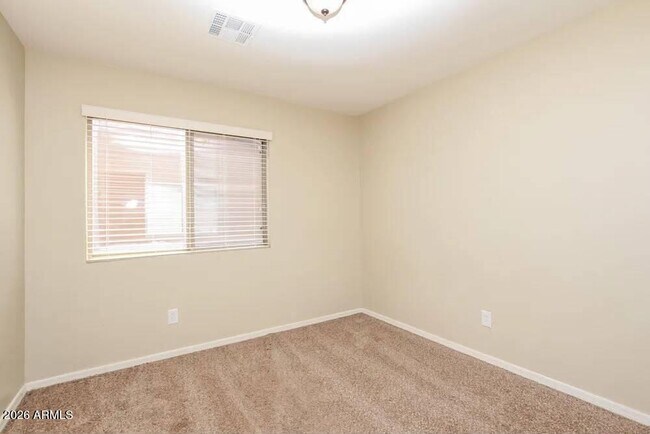 Building Photo - 14409 N 150th Ave