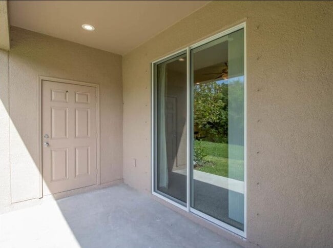 Building Photo - 1041 Grantham Dr