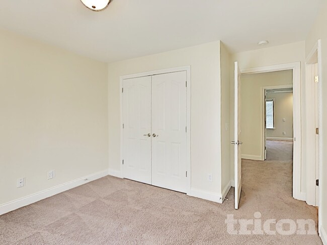 Foto del edificio - 2655 James Edmon Ct