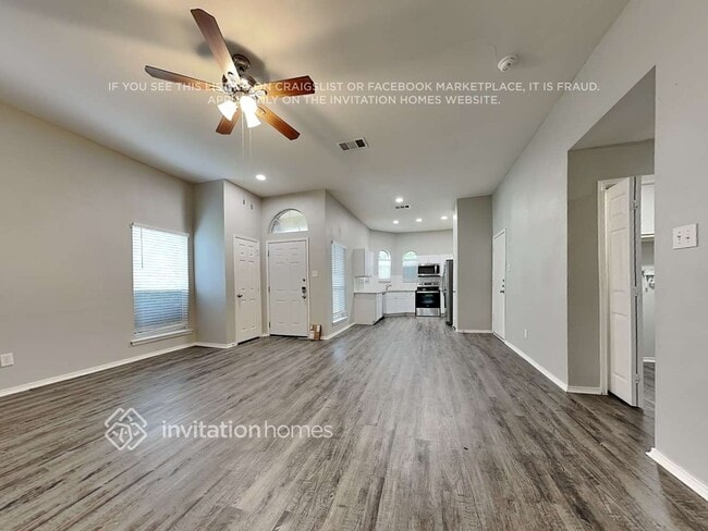 Foto del edificio - 3816 Sycamore Ln
