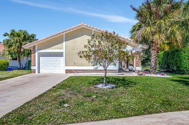 Building Photo - 19635 Back 9 Dr