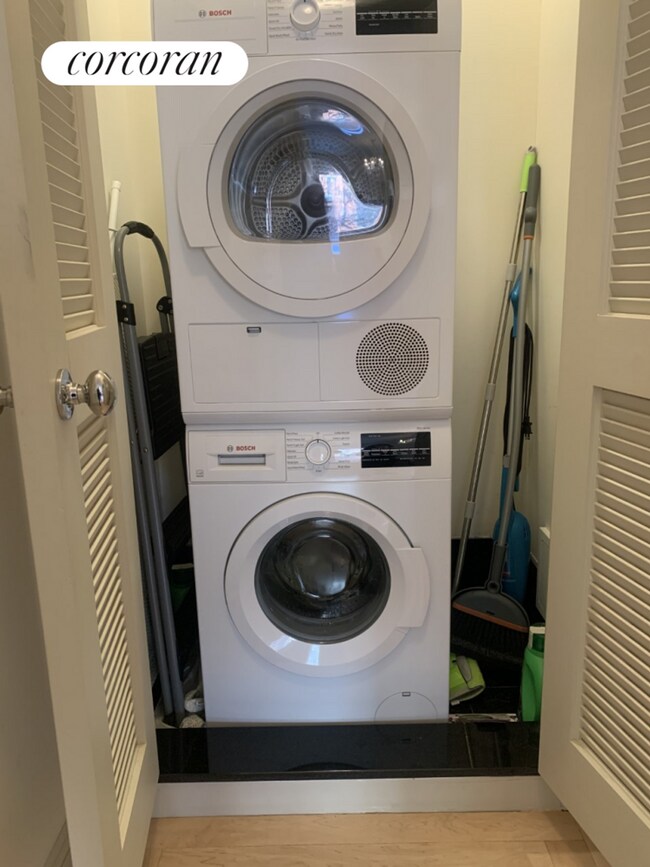 Foto del edificio - 25 W 70th St