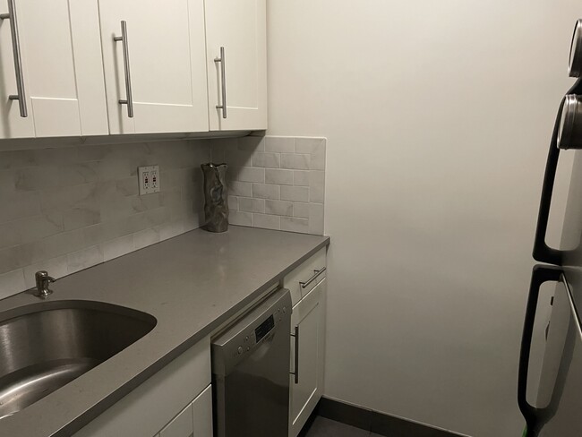 Foto del edificio - 1270 5th Ave