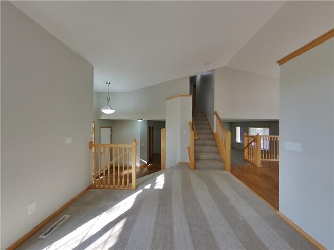 Building Photo - 10420 Karston Ave NE
