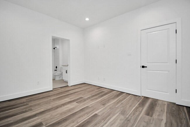Building Photo - 1507 Robin St