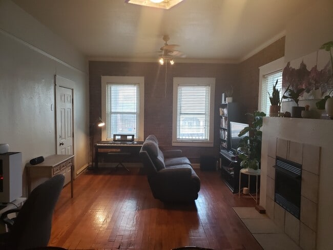 Building Photo - 516 Harrison St