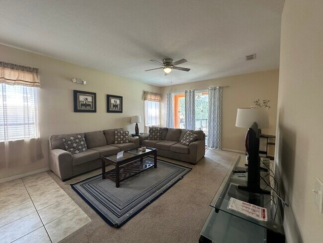 Building Photo - 738 Scrub Jay Way