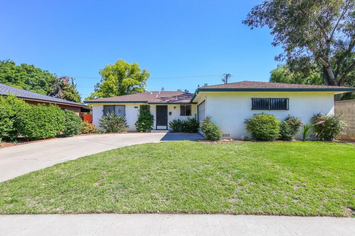 5097 E Carmen Ave, Fresno, CA 93727 House Rental in Fresno, CA