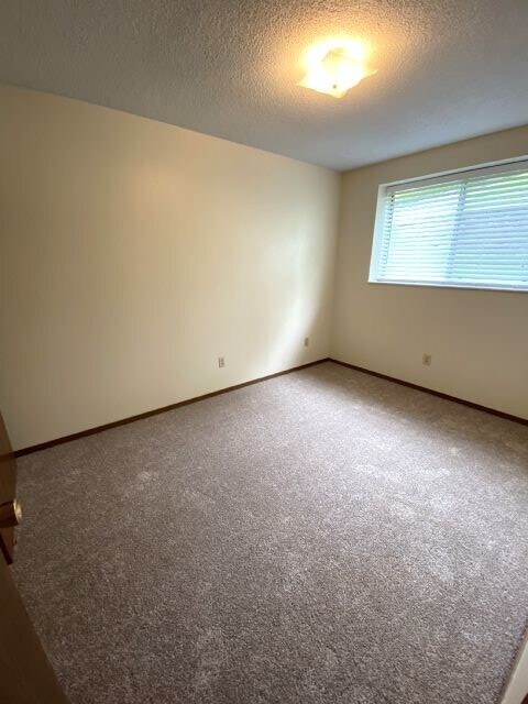 Bedroom - 127 E Union St