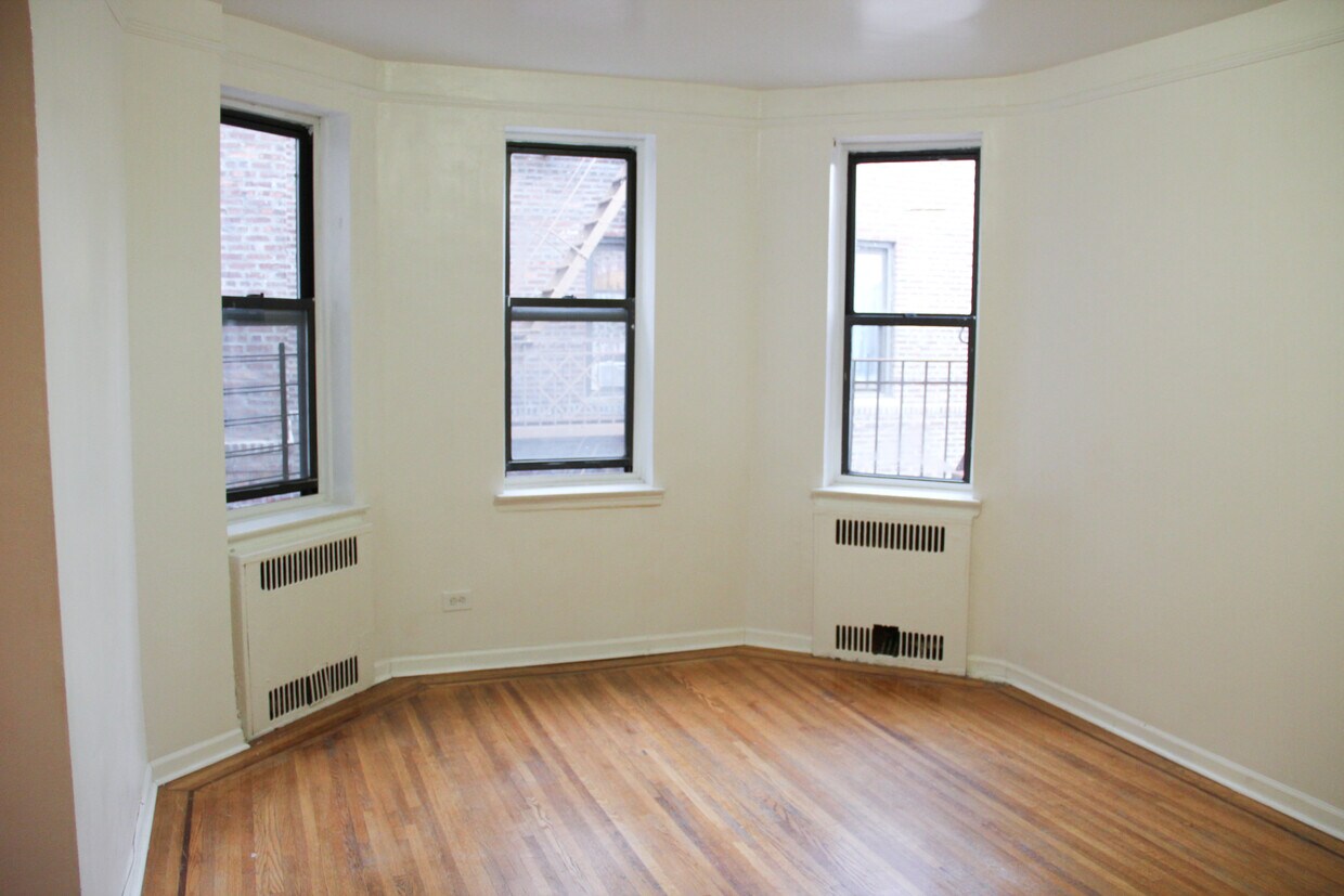 Primary Photo - 8009 35th Ave