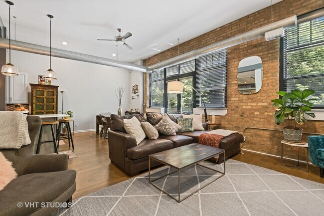 Foto del edificio - 1201 W Wrightwood Ave