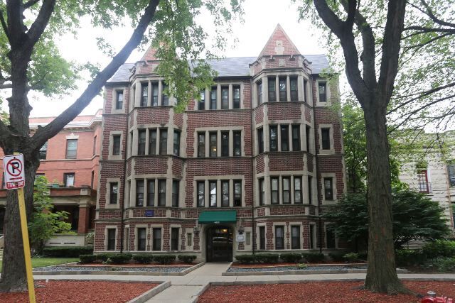 Building Photo - 4650 N Paulina St
