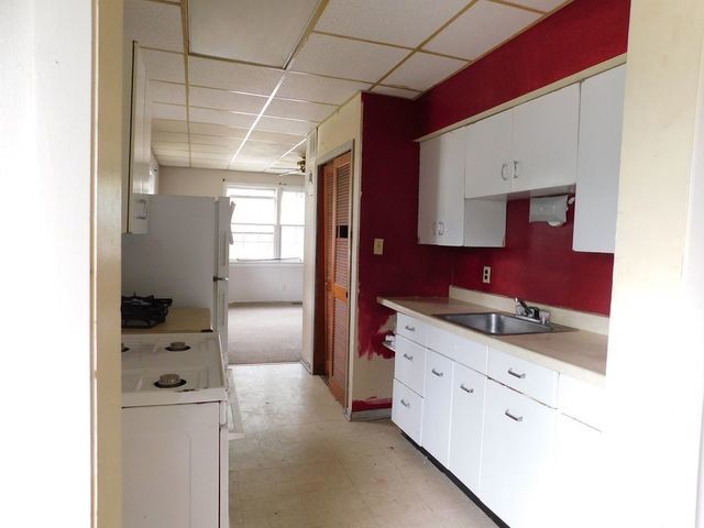 Foto del edificio - 529 W Lincoln Ave