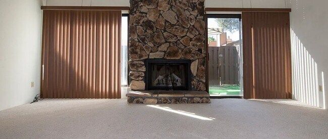 Foto del edificio - Condo in The Bluffs - Community Pool and Spa