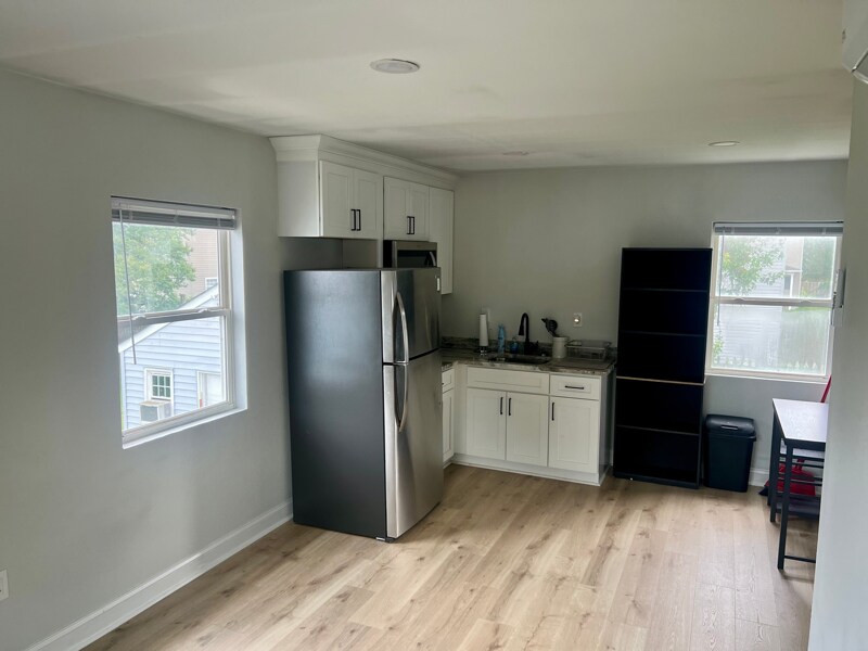 Foto principal - 1042 Paxson Ave