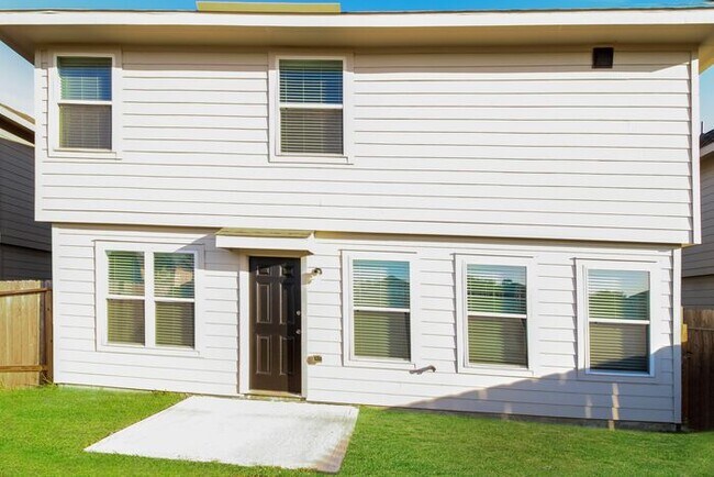 Building Photo - 18643 Parma Creek Trail
