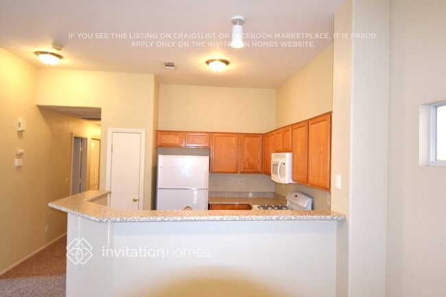 Foto del edificio - 4946 Attitude Ct