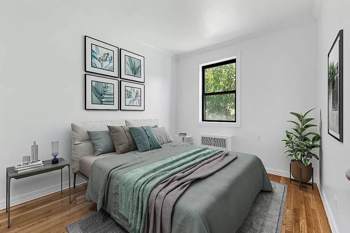 Foto del edificio - 322 W 11th St