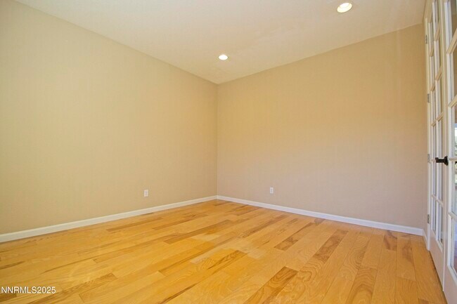 Foto del edificio - 2798 Peavine Creek Rd