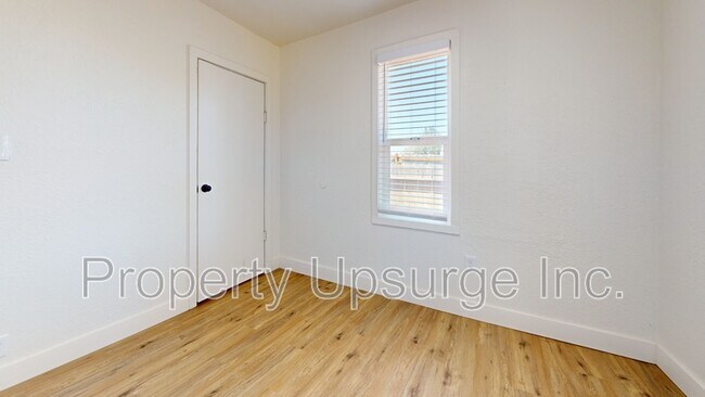 Foto del edificio - 4566 Virginia Ave