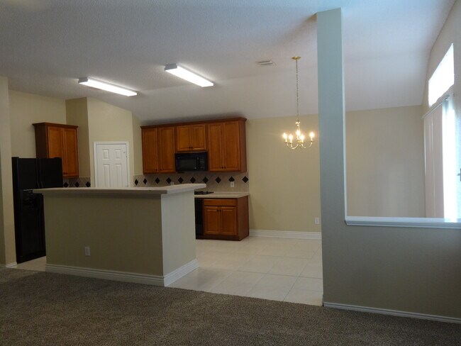 Foto del edificio - 6708 Lake Jackson Drive
