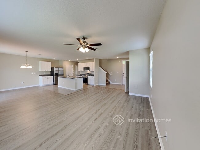 Building Photo - 8165 Pelican Reed Cir
