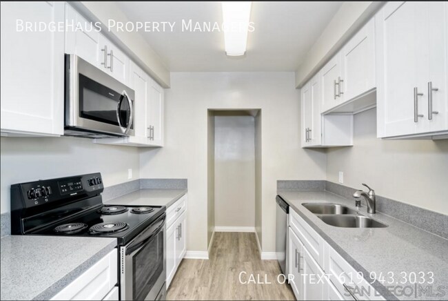 Foto del edificio - 378 Moss St
