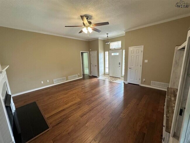 Foto del edificio - 5312 Pebblestone Dr