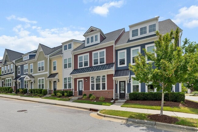 Building Photo - 3 Bedroom Townhome with Rooftop Terrace in Downtown Wake Forest!