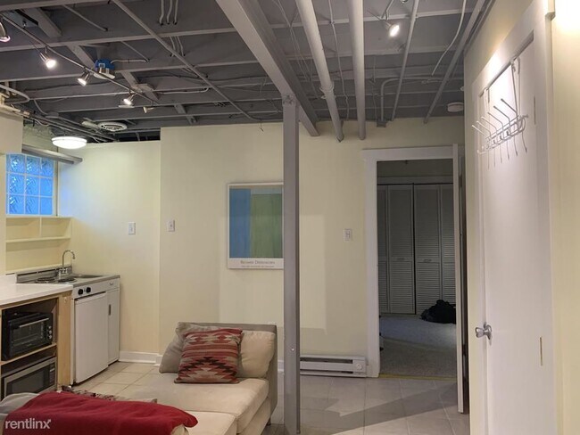 Foto del edificio - 1222 Hemlock St NW