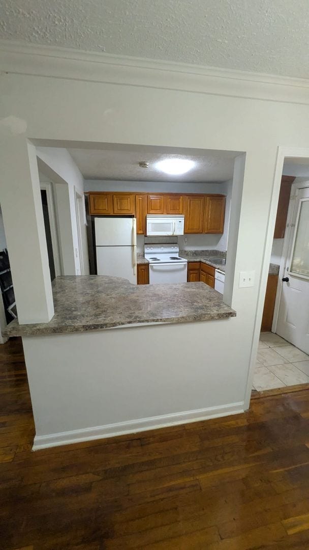 Building Photo - 2068 E Lilac Ln