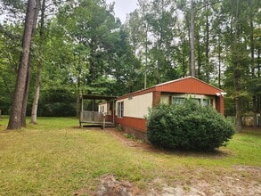 Building Photo - 747 Three Bridges Estates Cir