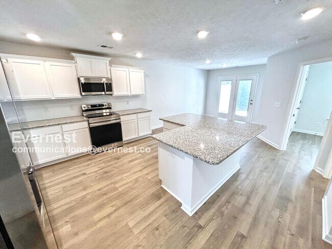 Foto del edificio - 347 Raines Ct