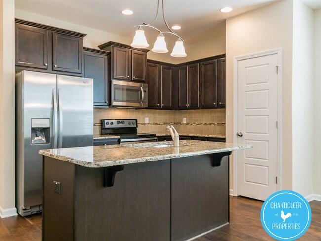 Foto del edificio - 105 McDowell Pkwy