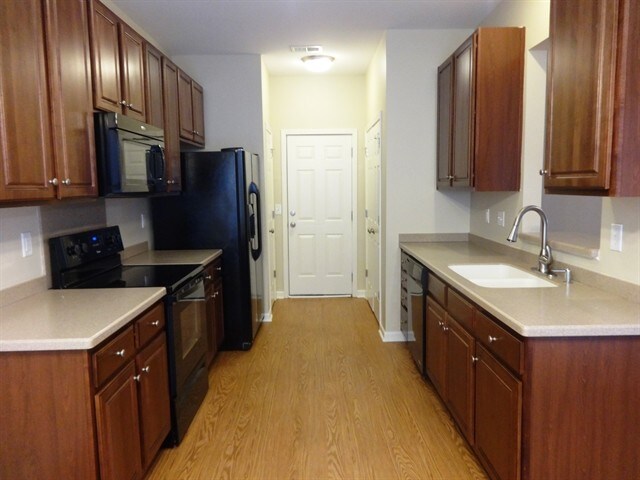 Foto del edificio - 106 Meadowvale Ln