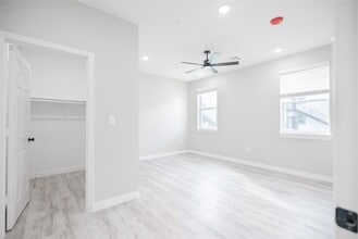 Building Photo - 2101 Reinke Rd
