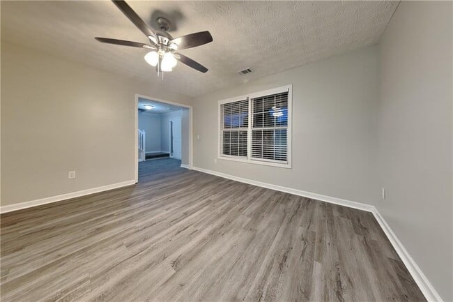 Foto del edificio - 4237 Webb Meadows Dr