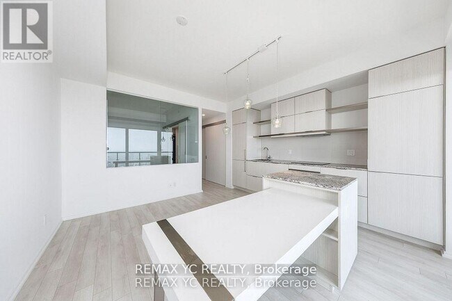 Photo du bâtiment - 197 Yonge St