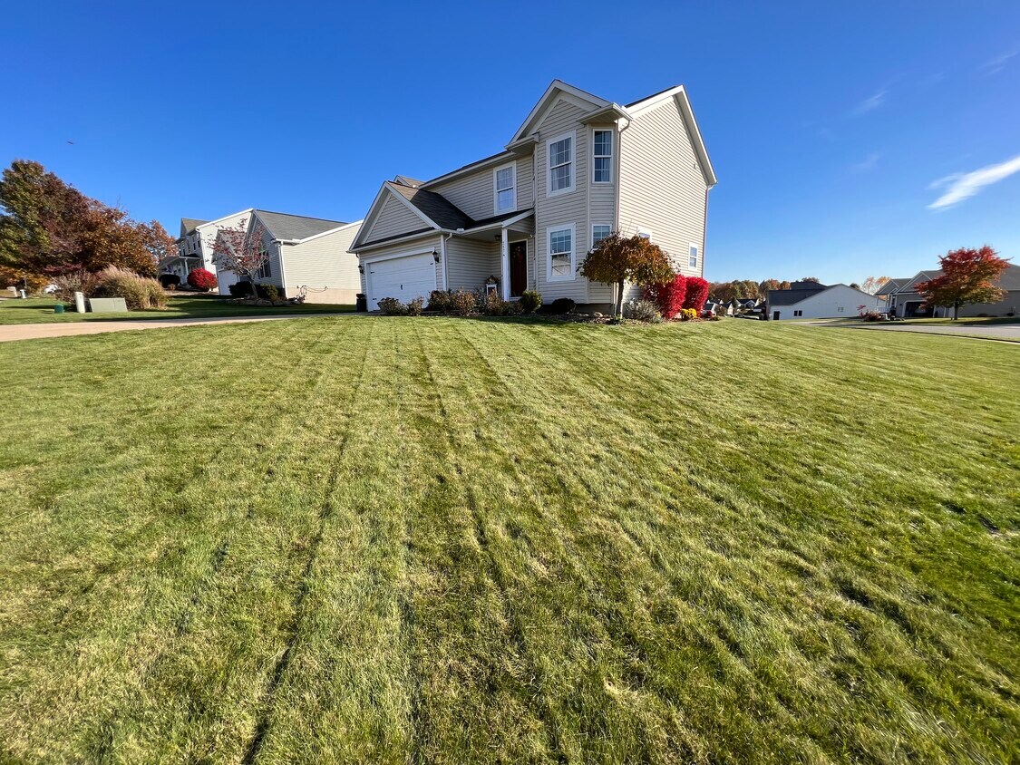 2574 Enclave St NW, Uniontown, OH 44685 House Rental in Uniontown, OH