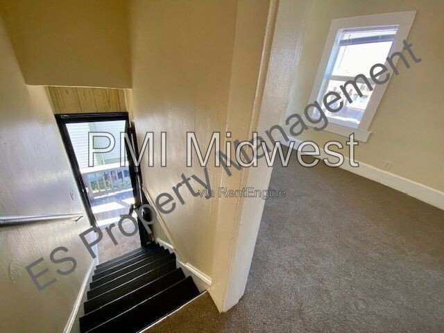 Foto del edificio - 447 E Jefferson St