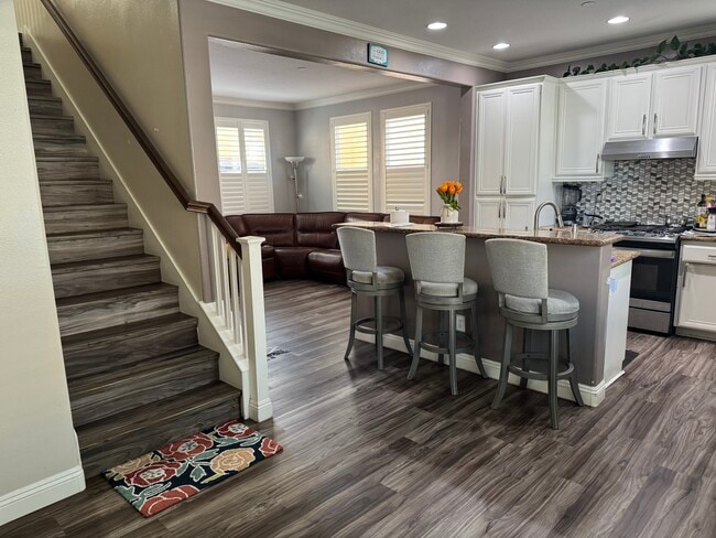 Building Photo - 1132 Ambrosia St