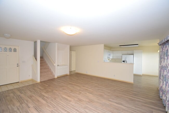 Foto del edificio - 113A28 - 98-2009 Kaahumanu Street, Apt. F