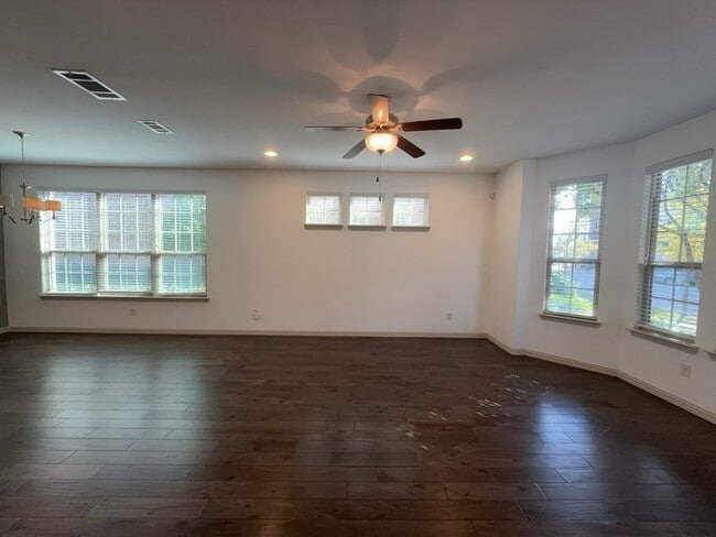 Building Photo - 4027 Snow Goose Trl